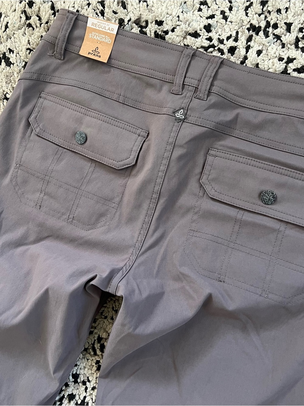 PrAna Halle Pants Grey Moonrock Roll Up Hiking Convertible Women’s 12 New - Picture 9 of 16